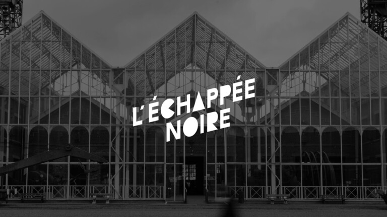 ECHAPPEE NOIRE